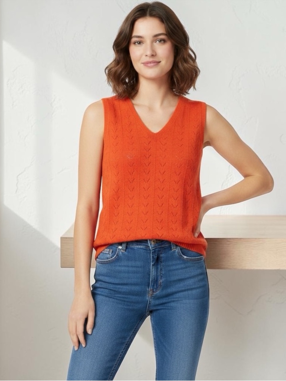 Gap knitted pointelle sweater vest tank top coral red chevron pattern knit NWOT